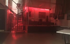 Арт-пространство с высокими потолками