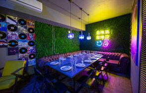 Уютный лофт-зал