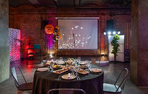 Лофт с уникальным интерьером в историческом здании