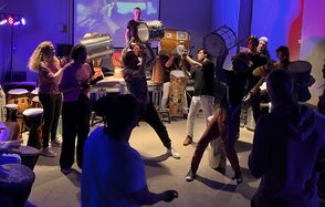 Linza зал со сценой