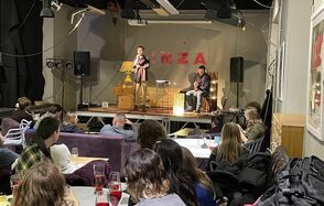 Linza зал со сценой