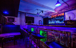 Атмосферный лофт с фотозоной и танцполом