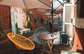 Двухуровневый лофт в гавайском стиле с верандой