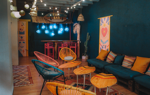 Двухуровневый лофт в гавайском стиле с верандой