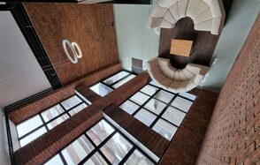 PORT 365 Просторный лофт из красного кирпича 