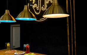 Зал Джаз. Лофт-зал со сценой