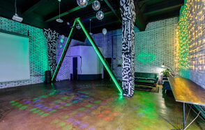 Loft Space Просторный лофт из белого кирпича