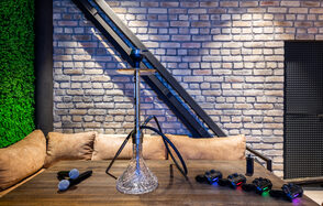 VR Home Уютный лаундж-зал с караоке 