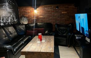 VIP комната в лофт-баре