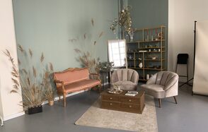 Светлое арт-пространство для фотосессий и девичников