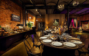 Basement Hall зал с авторским дизайном