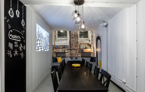 Уютная светлая комната для совместной деятельности 