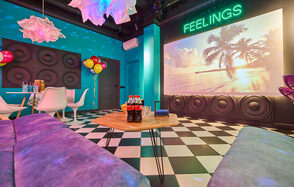 Лофт-зал в пляжном стиле