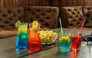 Party Hard. Хард рок. Лофт-зал в стиле Рок-н-ролл