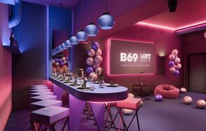 Лофт-центр Б69. Зал Неон бар с верандой на крыше