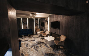 Мраморный лофт для тематических мероприятий