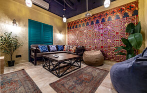 Лофт-зал в стиле восточного отеля 