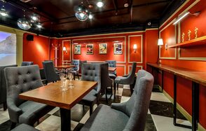 Лофт-зал в церемониальном стиле 