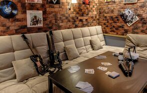 Лофт-зал в классическим стиле 