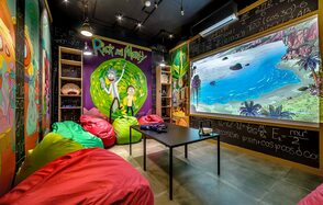 Лофт-зал между мирами