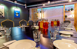 Лофт-зал для дружной компании 