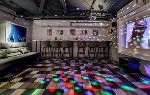 Лофт-зал в диско стиле 