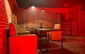 Лофт-комната с проектором 