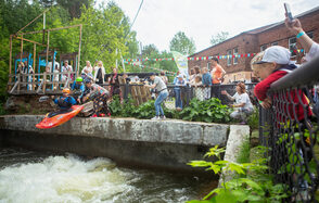Большое пространство из нескольких залов в Черноисточинске