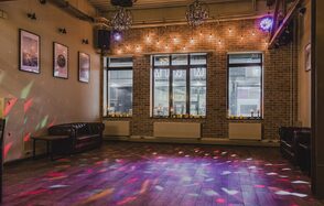 Loft Lodge 3. Двухуровневый лофт с двориком