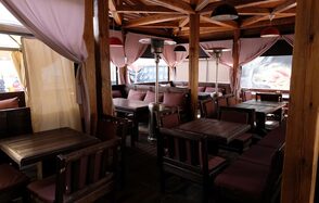 Летняя терраса в центре города