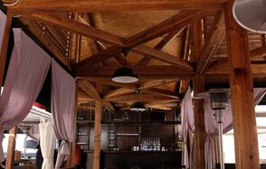 Летняя терраса в центре города