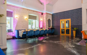 Уютный лофт с отдельным входом и внутренним двором с барбекю