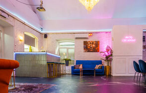 Уютный лофт с отдельным входом и внутренним двором с барбекю