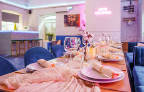 Уютный лофт с отдельным входом и внутренним двором с барбекю