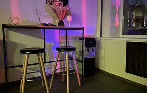 Лофт Кастинг Клубный лофт в дизайнерском стиле 