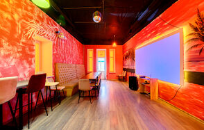 Зал Майами. Светлый и яркий зал в курортном стиле