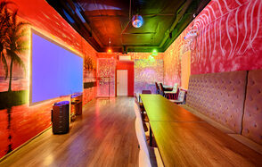 Зал Майами. Светлый и яркий зал в курортном стиле