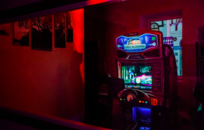 EmpireLoft Лофт с зеркальным потолком