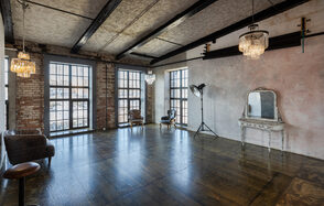 R2Photos Лофт с панорамными окнами