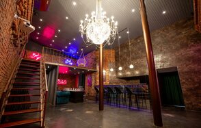 Двухэтажный лофт с отдельным входом