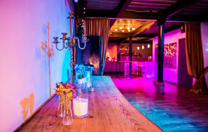 Стильная площадка с яркими акцентами