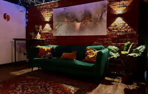 Стильная площадка с яркими акцентами