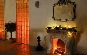 Поэт Уютный лофт с большими окнами