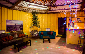 EmpireLoft Светлый лофт с деревом на Партизанской