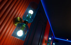 N-Joy Яркий лофт-зал