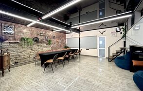 Авторский лофт со светомузыкой