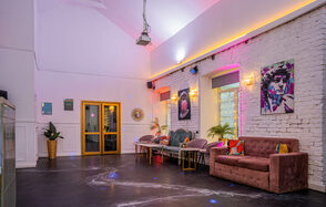 Атмосферное пространство с верандой для любых мероприятий