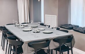 Современный зал для различных мероприятий