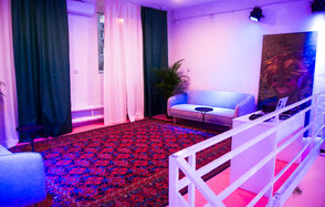 Hall 14. Атмосферный лофт с верандой