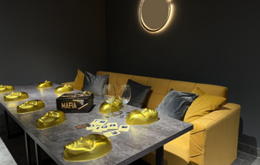 Атмосферный зал с караоке